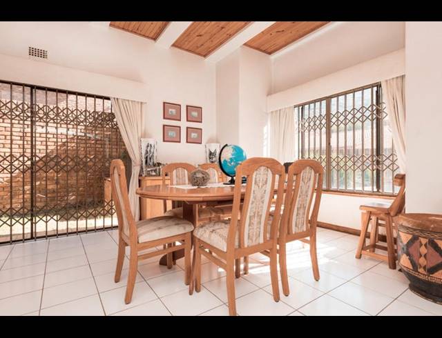 3 BEDROOM TOWNHOUSE FOR SALE IN MORNINGHILL